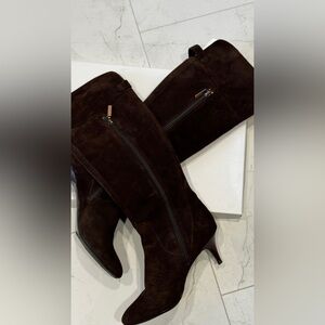 Calvin Klein Women JONIE SUEDE EXT Brown Boots. Size 8M
